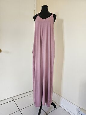 MAXI DRESS WITH POCKETS